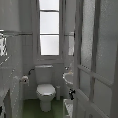 Bonito Piso En Centro Playa * Gijón