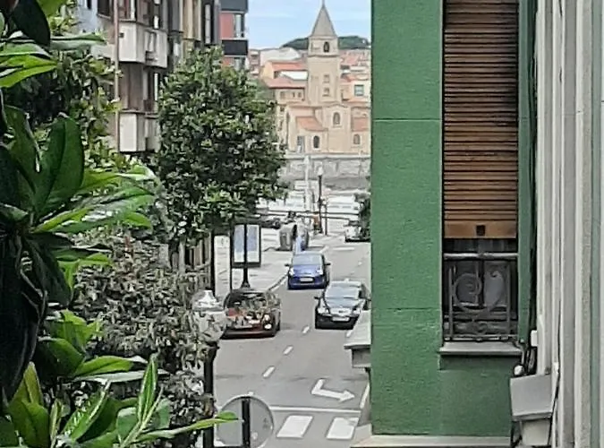 Bonito Piso En Centro Playa