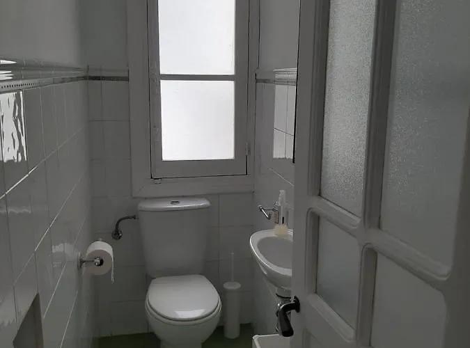 Bonito Piso En Centro Playa * Gijón